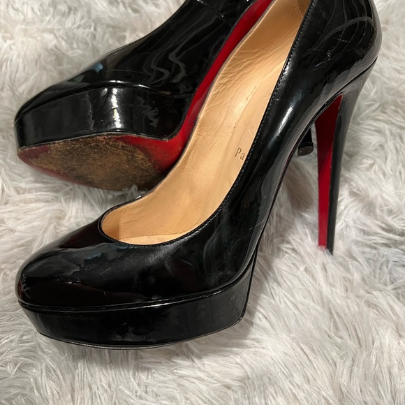 Christian Louboutin Bianca Patent Pump - Picture 11 of 13